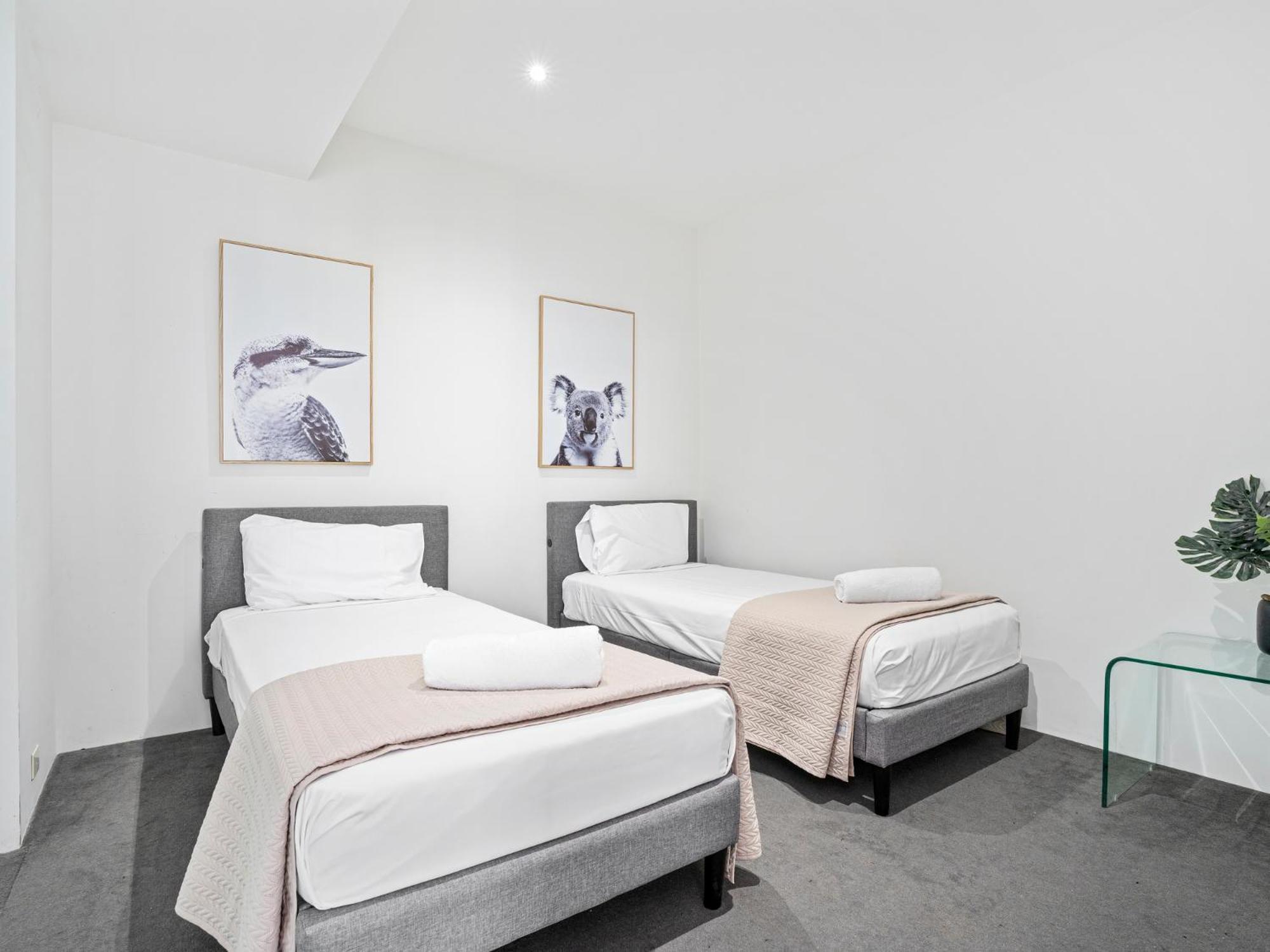 Appartamento Circle On Cavill - Hosted By Coastal Letting Gold Coast Esterno foto