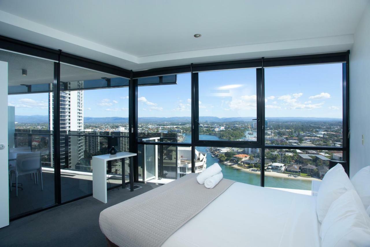 Appartamento Circle On Cavill - Hosted By Coastal Letting Gold Coast Esterno foto