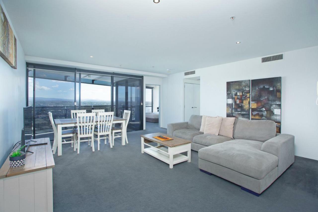 Appartamento Circle On Cavill - Hosted By Coastal Letting Gold Coast Esterno foto
