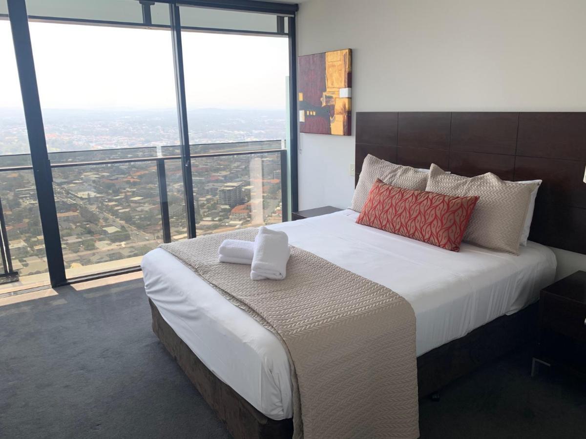 Appartamento Circle On Cavill - Hosted By Coastal Letting Gold Coast Esterno foto